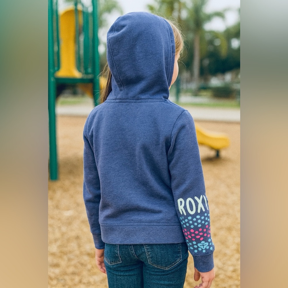 Roxy Girls Blue Hoodie Size 8/10 Graphic Sleeve Pullover Hooded Sweatshirt Kids